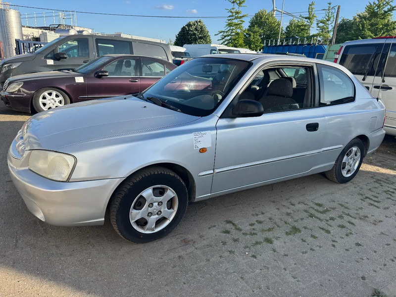 Hyundai Accent **PETROL-ESSENCE-BELGIUM CAR** - Sedan: foto 1 Hyundai Accent **PETROL-ESSENCE-BELGIUM CAR** - Sedan: foto 1