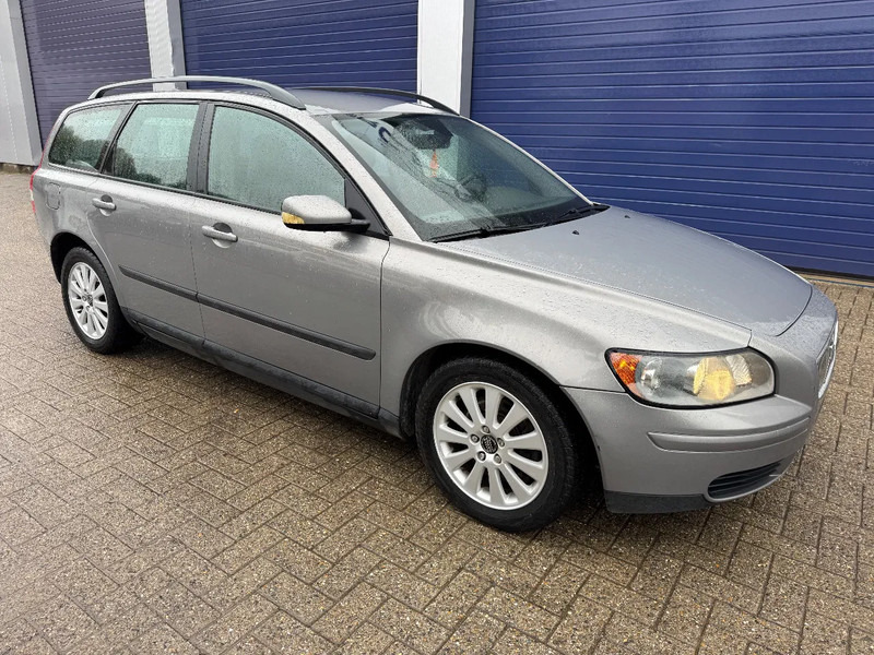 Volvo V50 **AIRCO-BELGIAN CAR** - Coche: foto 1 Volvo V50 **AIRCO-BELGIAN CAR** - Coche: foto 1