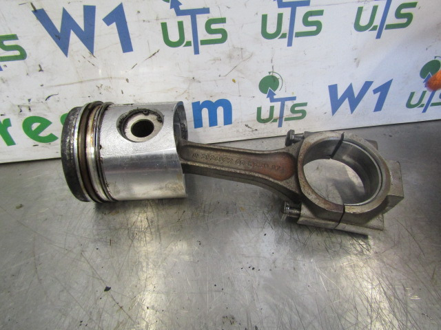 CUMMINS 6 CTA C SERIES CONROD + PISTON P/NO3934924700 – 5 AVAILABLE - Motor y piezas para Camión: foto 3 CUMMINS 6 CTA C SERIES CONROD + PISTON P/NO3934924700 – 5 AVAILABLE - Motor y piezas para Camión: foto 3