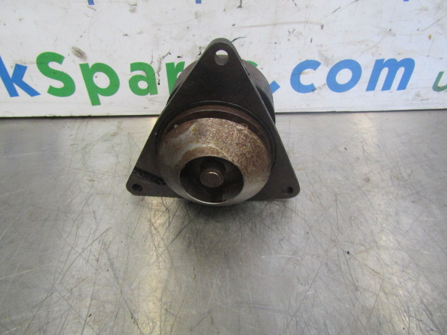 CUMMINS 6 CTA C SERIES WATER PUMP P/NO 77740N - Motor y piezas para Camión: foto 1 CUMMINS 6 CTA C SERIES WATER PUMP P/NO 77740N - Motor y piezas para Camión: foto 1