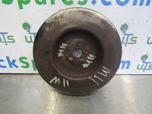 CUMMINS M11 CRANKSHAFT DAMPER P/NO 3161942 - Motor y piezas para Camión: foto 1 CUMMINS M11 CRANKSHAFT DAMPER P/NO 3161942 - Motor y piezas para Camión: foto 1