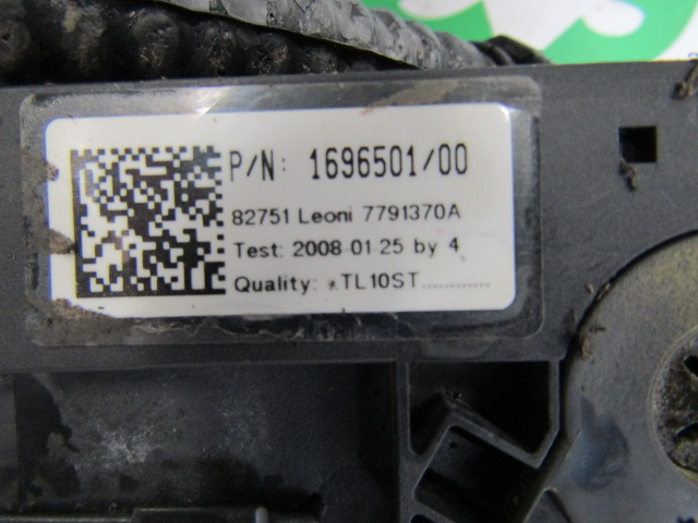 DAF XF 105 PACCAR INJECTOR/ECU HARNESS P/NO 1696501/00 - Sistema eléctrico para Camión: foto 3 DAF XF 105 PACCAR INJECTOR/ECU HARNESS P/NO 1696501/00 - Sistema eléctrico para Camión: foto 3