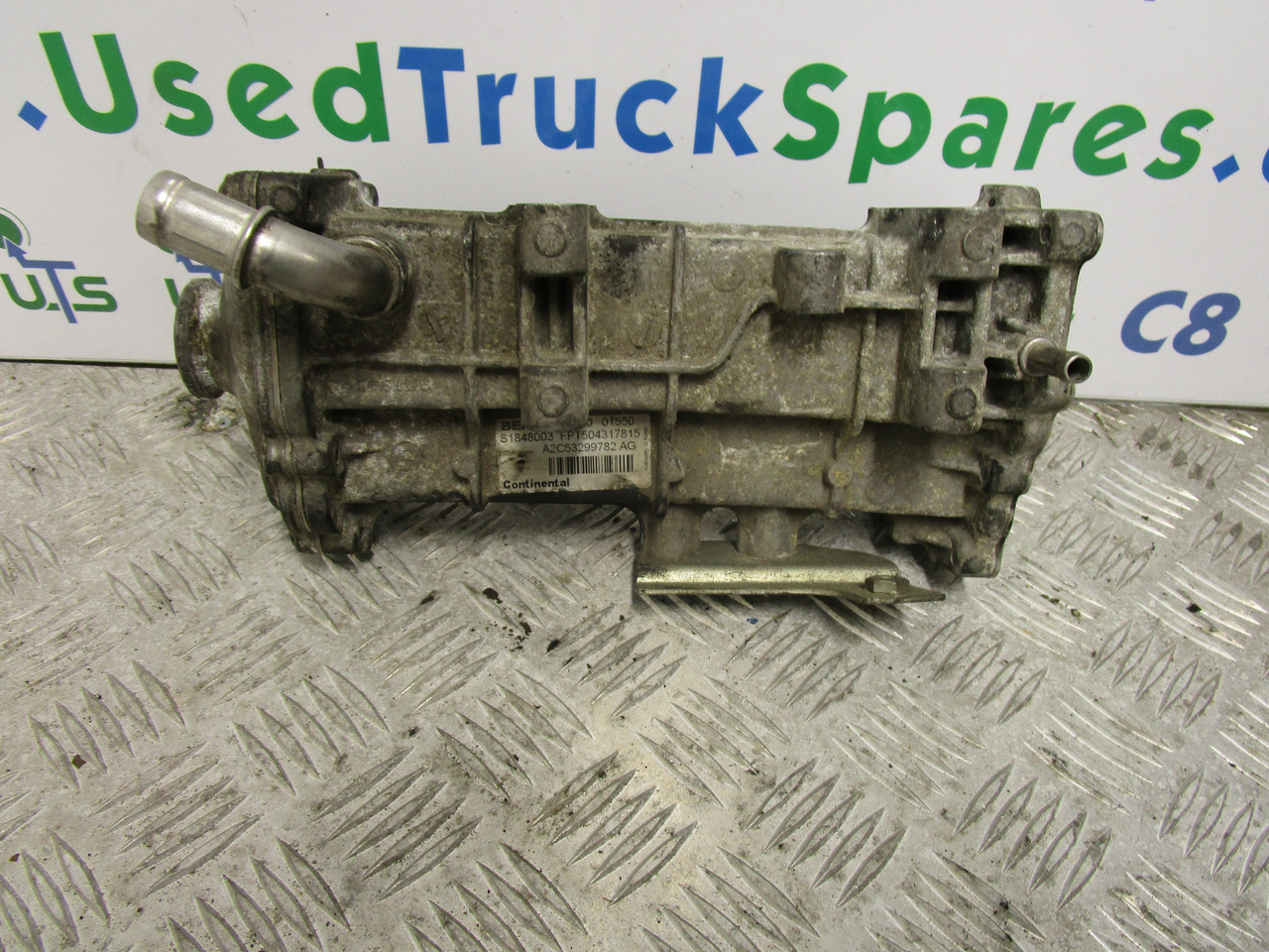 IVECO DAILY 3.0 EGR COOLER P/NO 504317815 - Motor y piezas para Camión: foto 1 IVECO DAILY 3.0 EGR COOLER P/NO 504317815 - Motor y piezas para Camión: foto 1