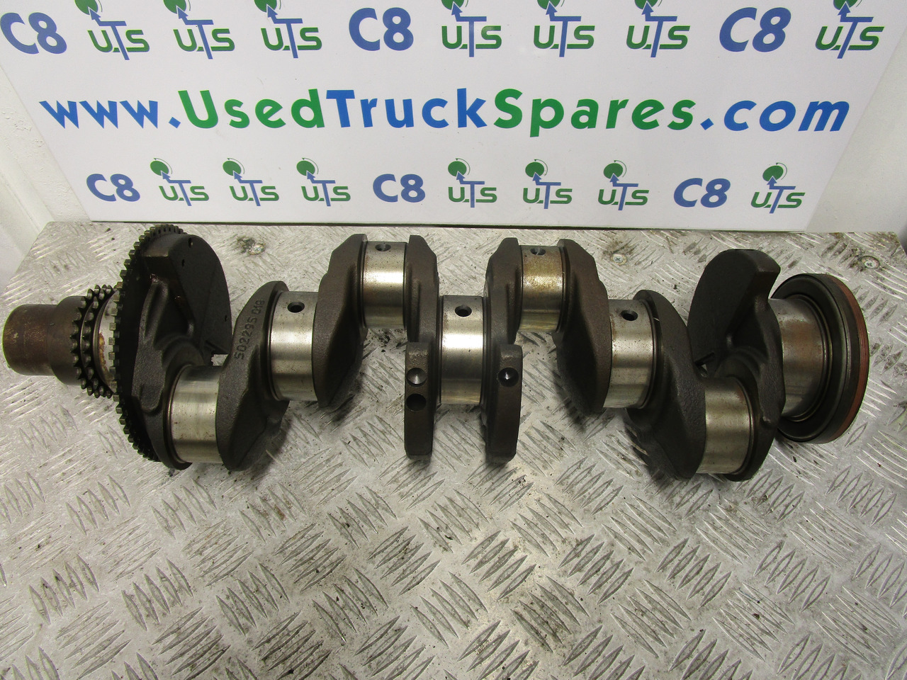 IVECO DAILY 3.0 STANDARD CRANKSHAFT P/NO 502295.019 - Motor y piezas para Camión: foto 1 IVECO DAILY 3.0 STANDARD CRANKSHAFT P/NO 502295.019 - Motor y piezas para Camión: foto 1