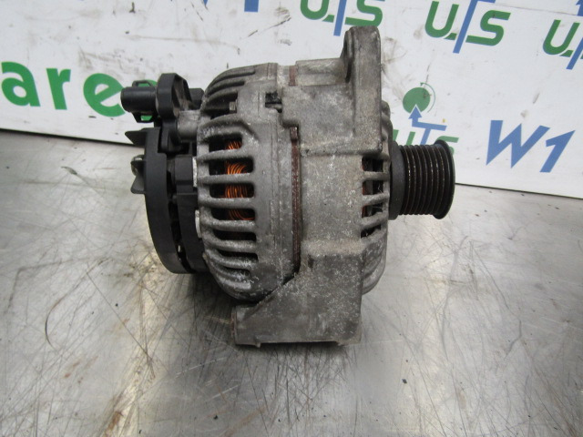 MAN TGM 340 DO836 ALTERNATOR BOSCH TYPE BR28-N1 - Sistema eléctrico para Camión: foto 1 MAN TGM 340 DO836 ALTERNATOR BOSCH TYPE BR28-N1 - Sistema eléctrico para Camión: foto 1