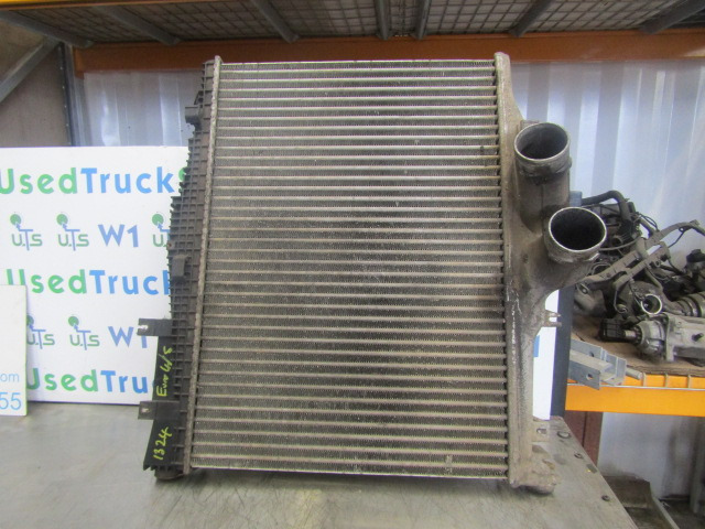 MERCEDES ATEGO 1324 EURO 5 OM906 INTERCOOLER P/NO A973 501 0301 - Motor y piezas para Camión: foto 1 MERCEDES ATEGO 1324 EURO 5 OM906 INTERCOOLER P/NO A973 501 0301 - Motor y piezas para Camión: foto 1