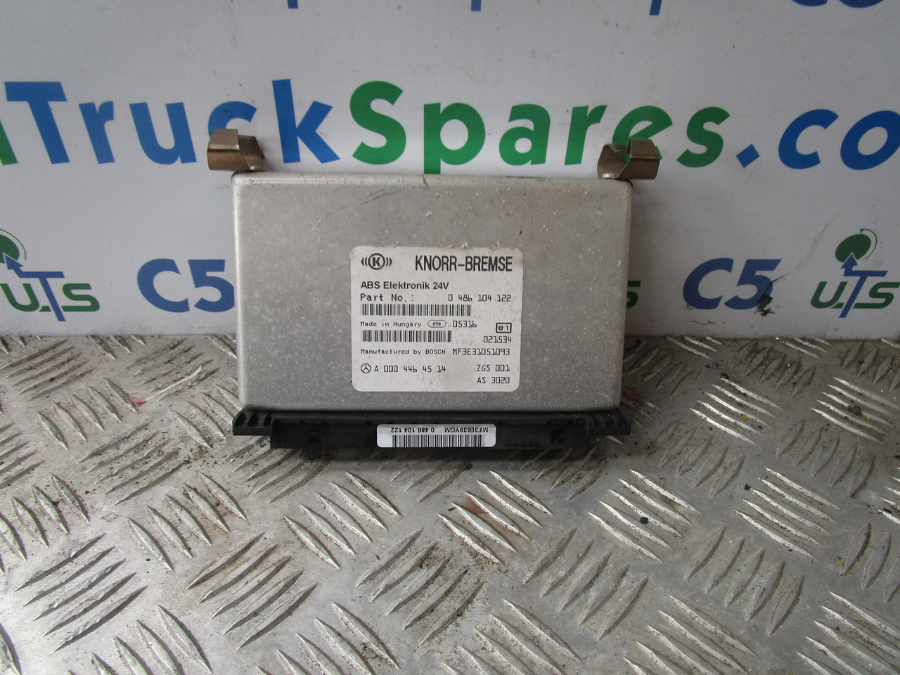 MERCEDES AXOR ABS ECU P/NO A0004464514 - Piezas de freno para Camión: foto 1 MERCEDES AXOR ABS ECU P/NO A0004464514 - Piezas de freno para Camión: foto 1