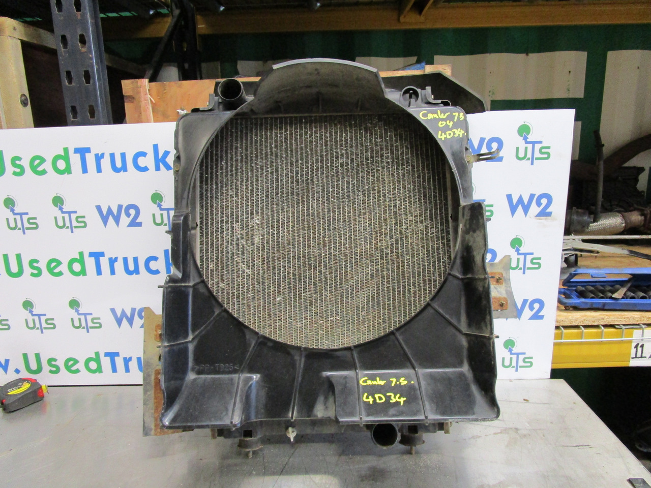 MITSUBISHI CANTER RADIATOR - Radiador para Camión: foto 1 MITSUBISHI CANTER RADIATOR - Radiador para Camión: foto 1