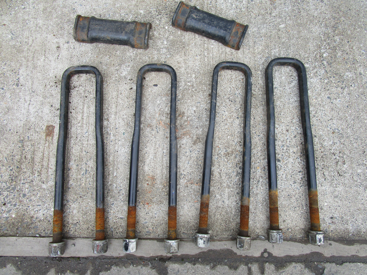 MITSUBISHI FUSO 8T REAR SPRINGS MK632557 - Suspensión para Camión: foto 3 MITSUBISHI FUSO 8T REAR SPRINGS MK632557 - Suspensión para Camión: foto 3