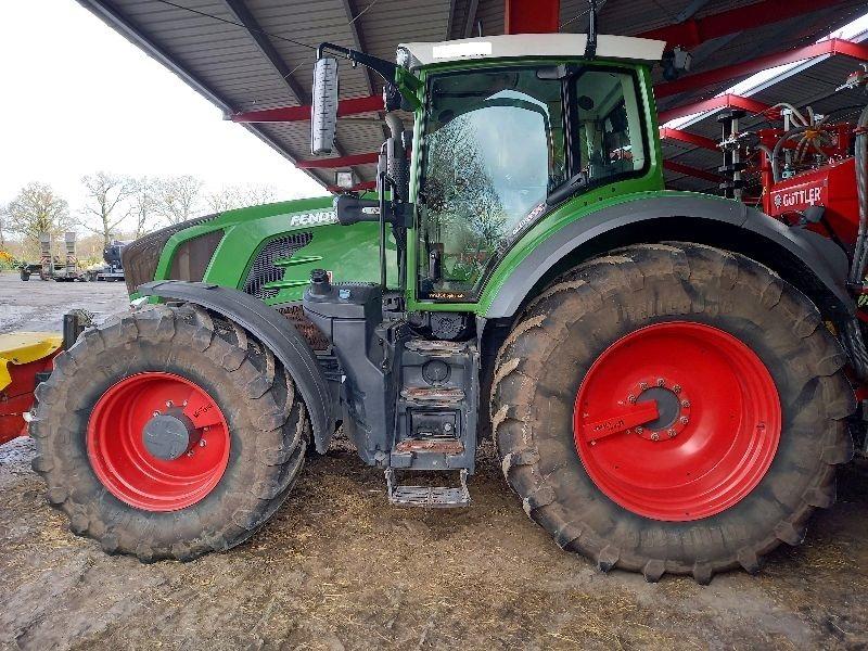 Fendt 824 - Tractor: foto 1 Fendt 824 - Tractor: foto 1