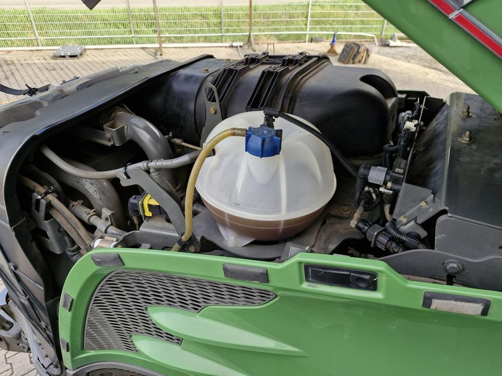 Tractor Fendt 826 VARIO PROFI PLUS: foto 13