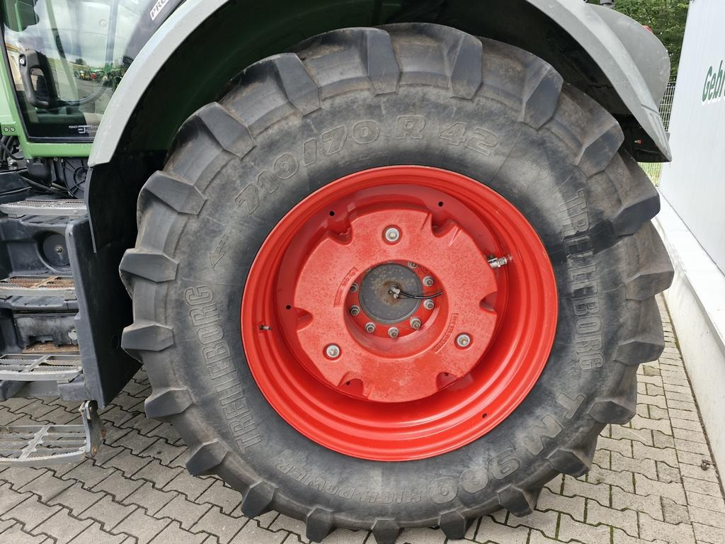 Tractor Fendt 826 VARIO PROFI PLUS: foto 20
