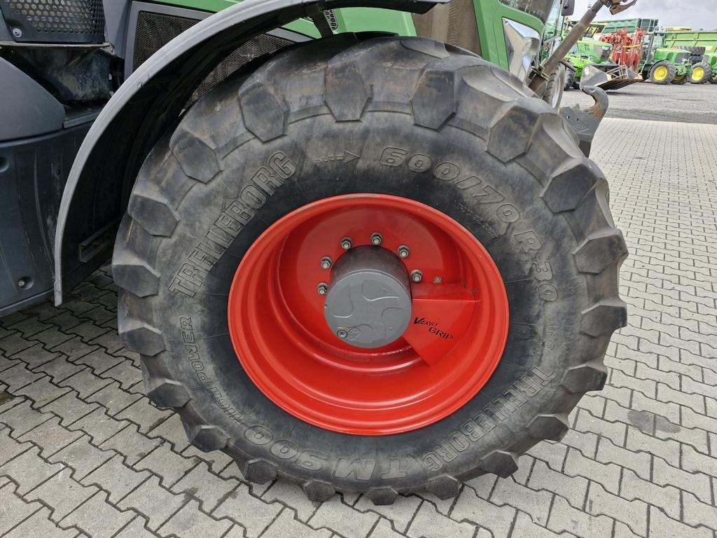 Tractor Fendt 826 VARIO PROFI PLUS: foto 19
