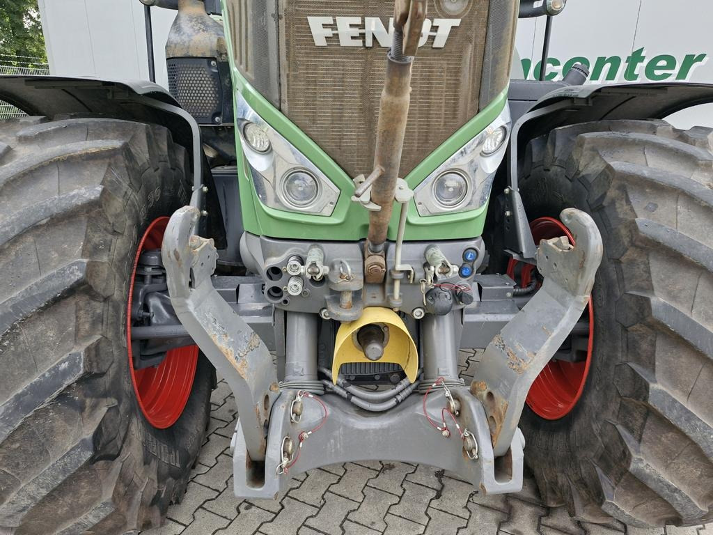 Tractor Fendt 826 VARIO PROFI PLUS: foto 30