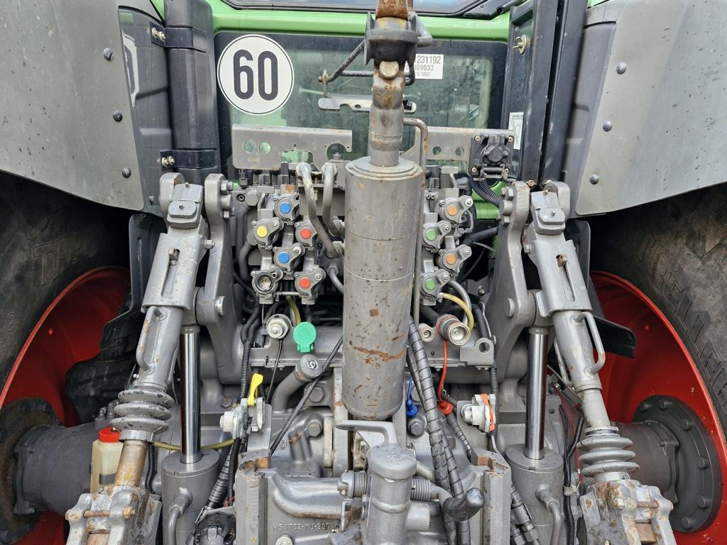 Tractor Fendt 826 VARIO PROFI PLUS: foto 10