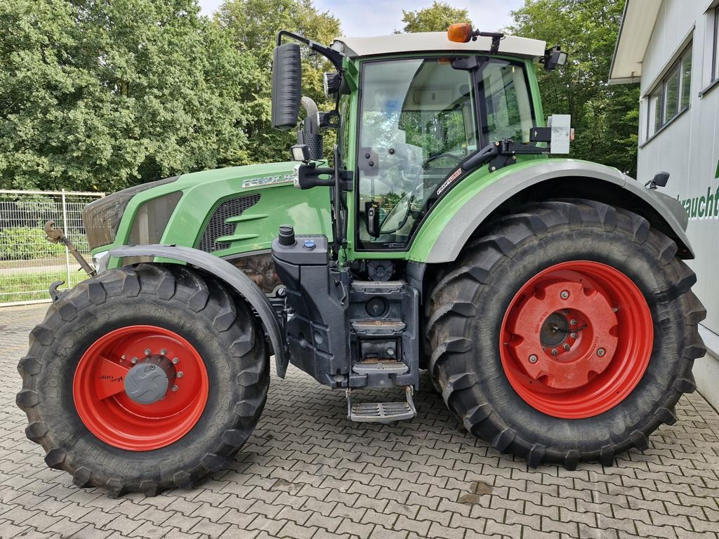 Tractor Fendt 826 VARIO PROFI PLUS: foto 32
