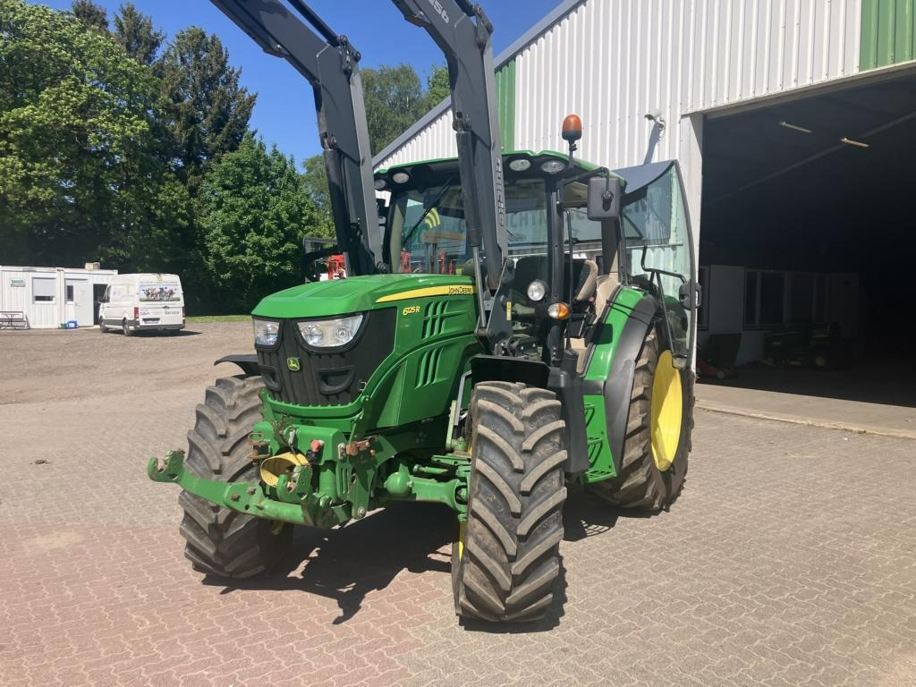 Tractor John Deere 6125R: foto 37