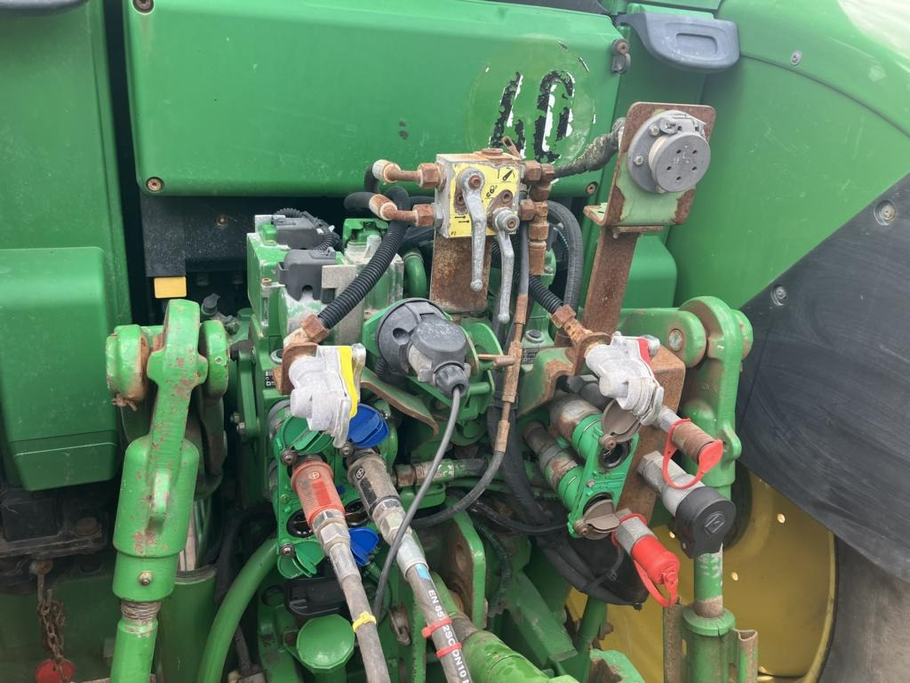 Tractor John Deere 6430: foto 32 Tractor John Deere 6430: foto 32