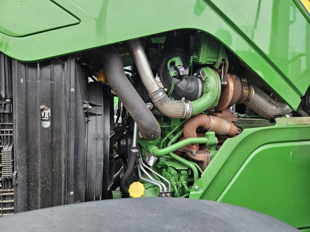 John Deere 6R215 - Tractor: foto 5 John Deere 6R215 - Tractor: foto 5