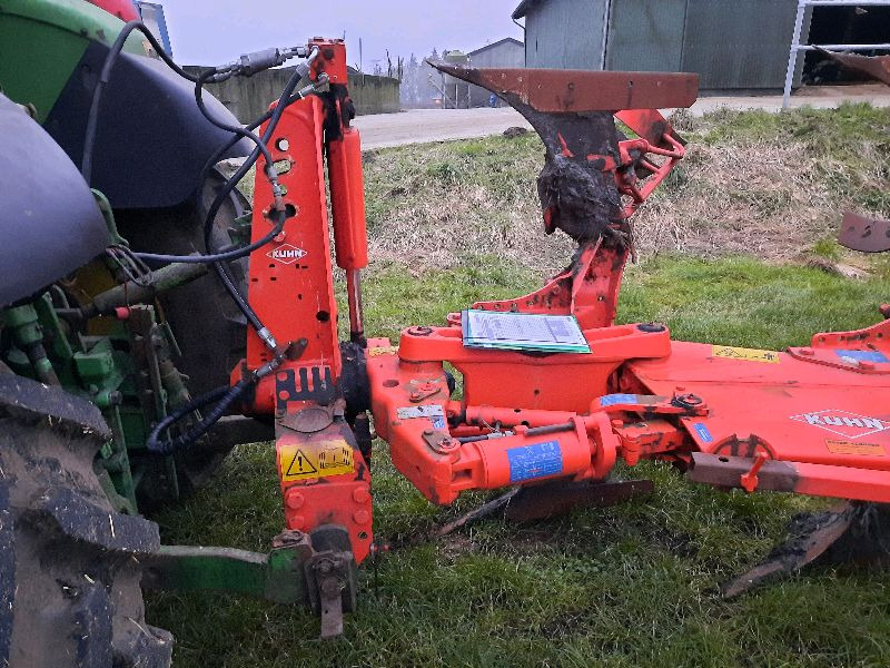 Kuhn MM1235T8010 - Arado: foto 4 Kuhn MM1235T8010 - Arado: foto 4