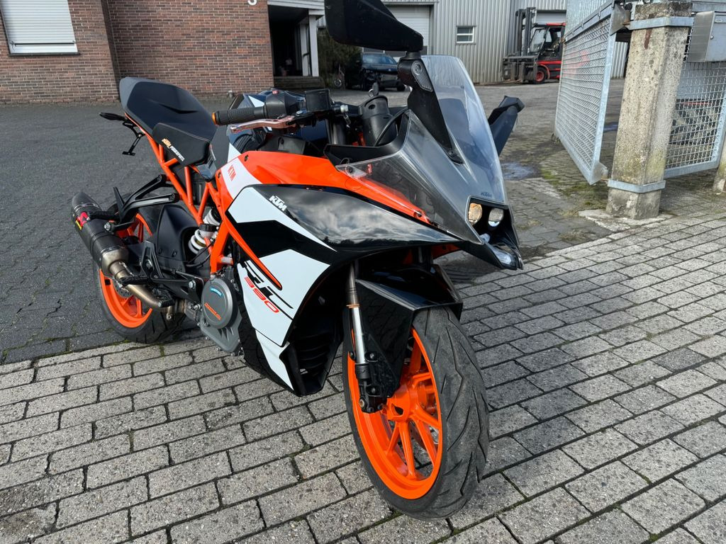Motocicleta KTM RC 390 Acrapovic Unfall: foto 1