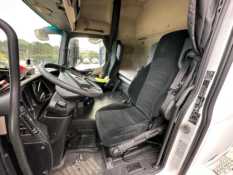 Mercedes-Benz Actros - Cabeza tractora: foto 5 Mercedes-Benz Actros - Cabeza tractora: foto 5