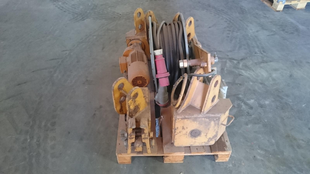 Liebherr Schienenfahrewerk Schienenfahrwerk für 34K, 35K - Equipo de construcción: foto 2 Liebherr Schienenfahrewerk Schienenfahrwerk für 34K, 35K - Equipo de construcción: foto 2