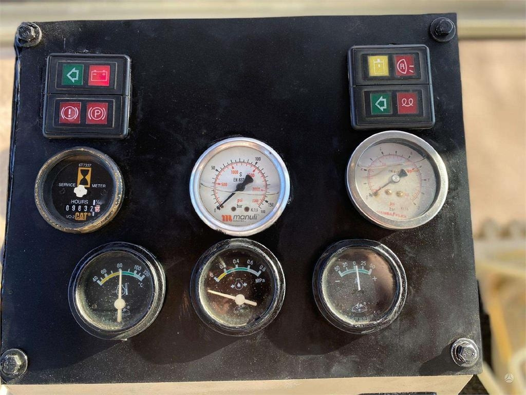 Grader CAT 140 H: foto 17