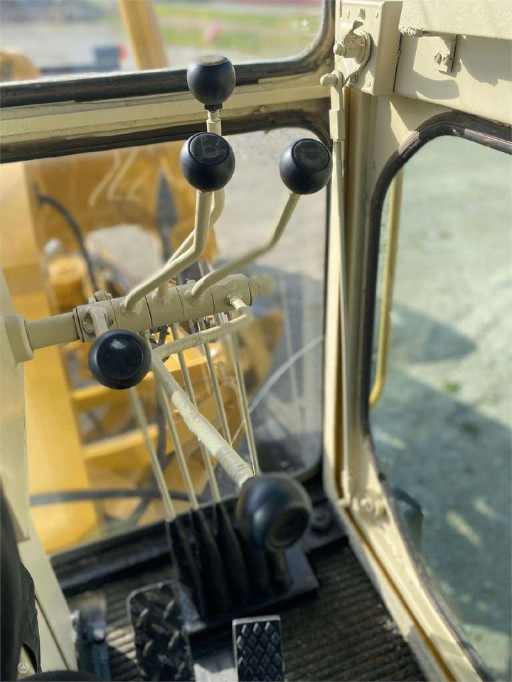 Grader CAT 140 H: foto 14