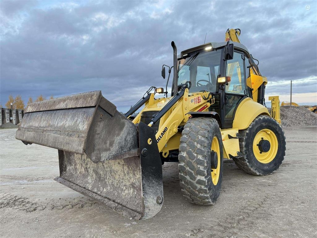 New Holland B 115-4PS - Retroexcavadora: foto 1 New Holland B 115-4PS - Retroexcavadora: foto 1