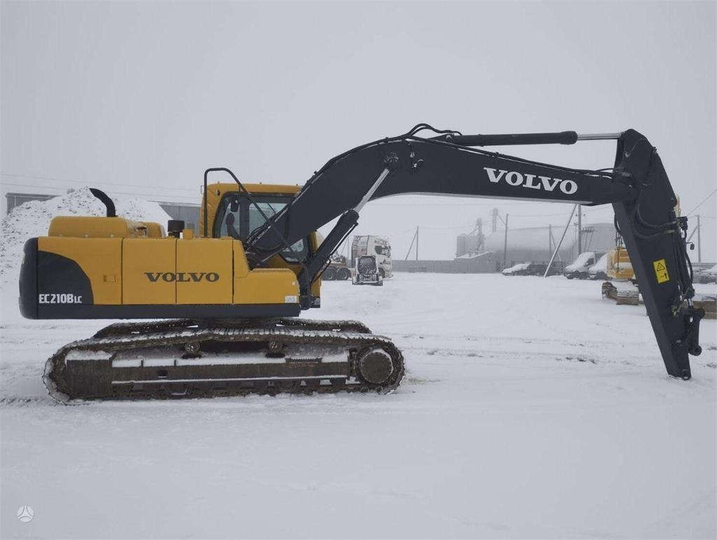 Excavadora de cadenas Volvo EC 210 BLC: foto 6 Excavadora de cadenas Volvo EC 210 BLC: foto 6