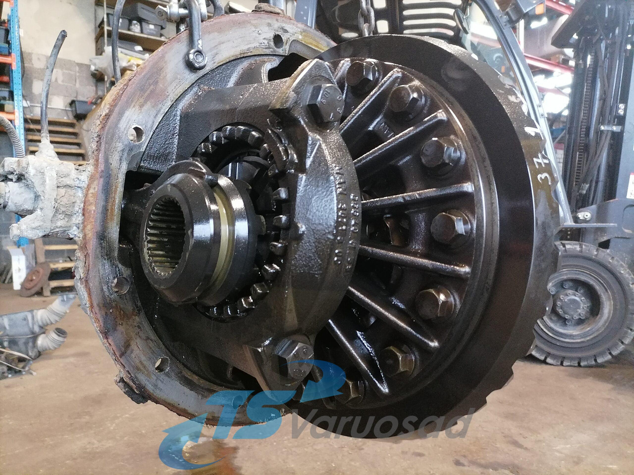 MAN Axel gear 3,7 81350106133 - Mando final para Camión: foto 3 MAN Axel gear 3,7 81350106133 - Mando final para Camión: foto 3