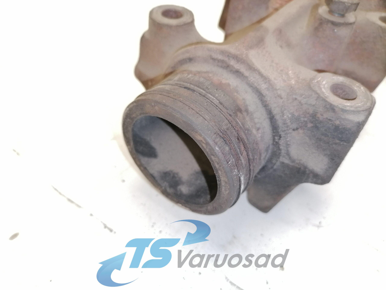 MAN Exhaust mainfold 51081013781 - Colector de escape para Camión: foto 2 MAN Exhaust mainfold 51081013781 - Colector de escape para Camión: foto 2