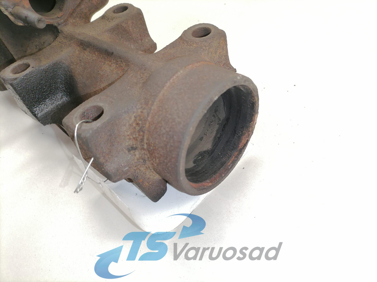 MAN Exhaust mainfold 51081013872 - Colector de escape para Camión: foto 2 MAN Exhaust mainfold 51081013872 - Colector de escape para Camión: foto 2