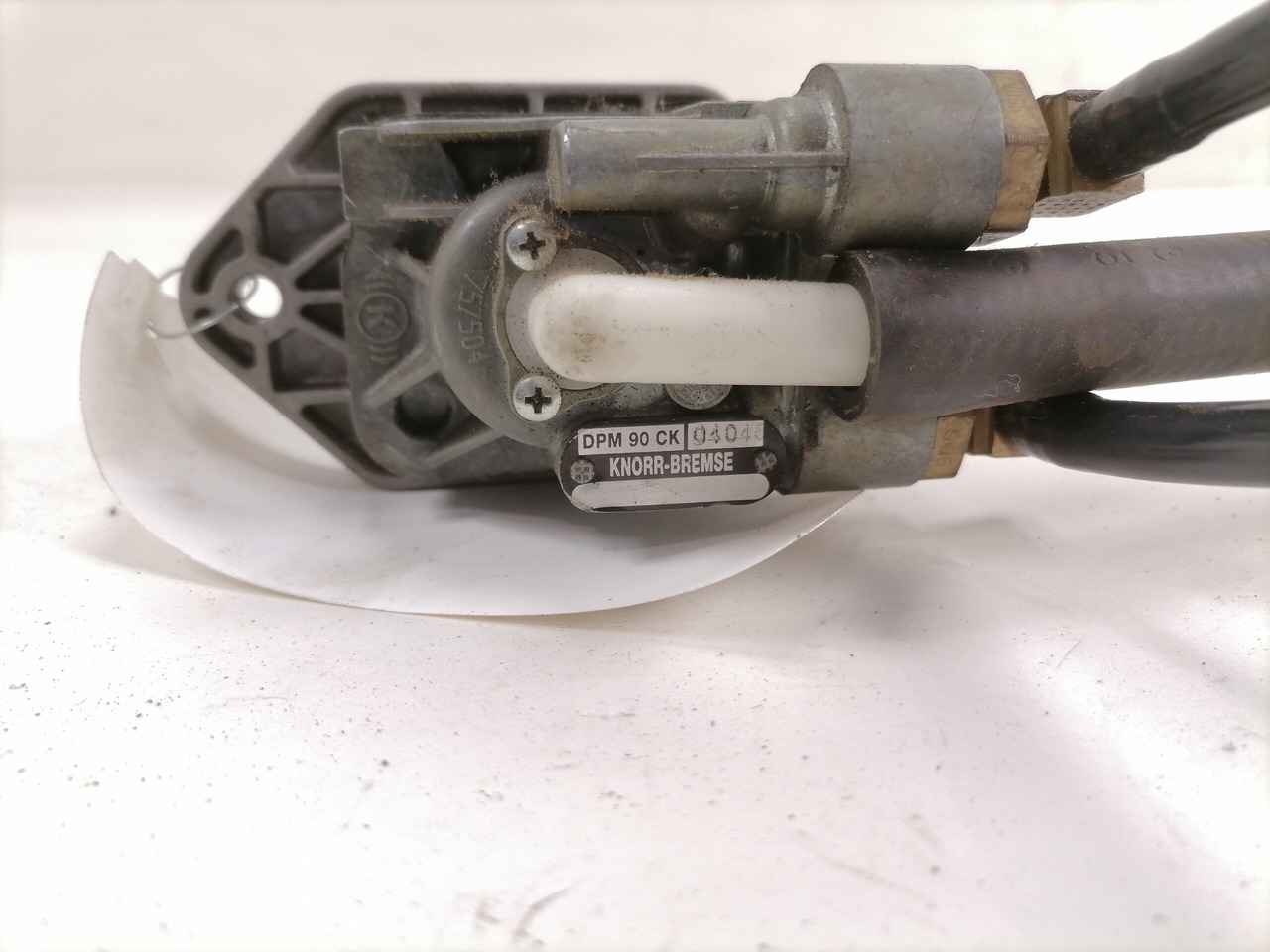 MAN Handbrake control lever - - Pieza universal para Camión: foto 2 MAN Handbrake control lever - - Pieza universal para Camión: foto 2