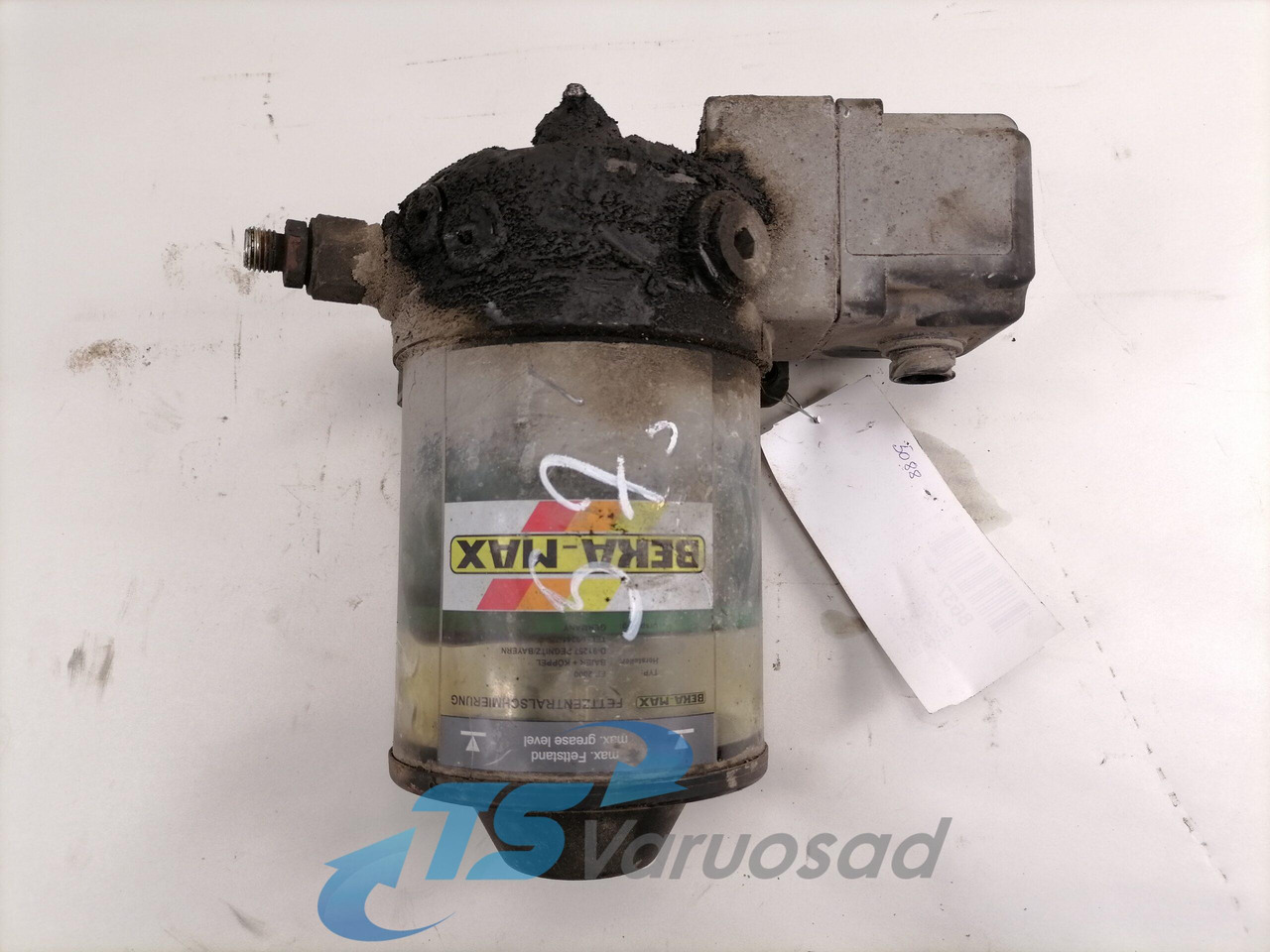 MAN Keskmäärde pump 81491016066 - Pieza universal para Camión: foto 3 MAN Keskmäärde pump 81491016066 - Pieza universal para Camión: foto 3
