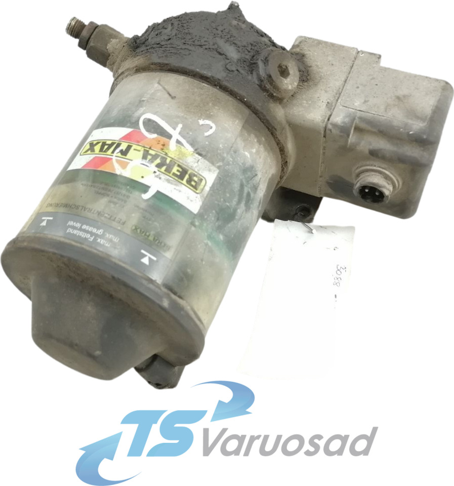 MAN Keskmäärde pump 81491016066 - Pieza universal para Camión: foto 1 MAN Keskmäärde pump 81491016066 - Pieza universal para Camión: foto 1