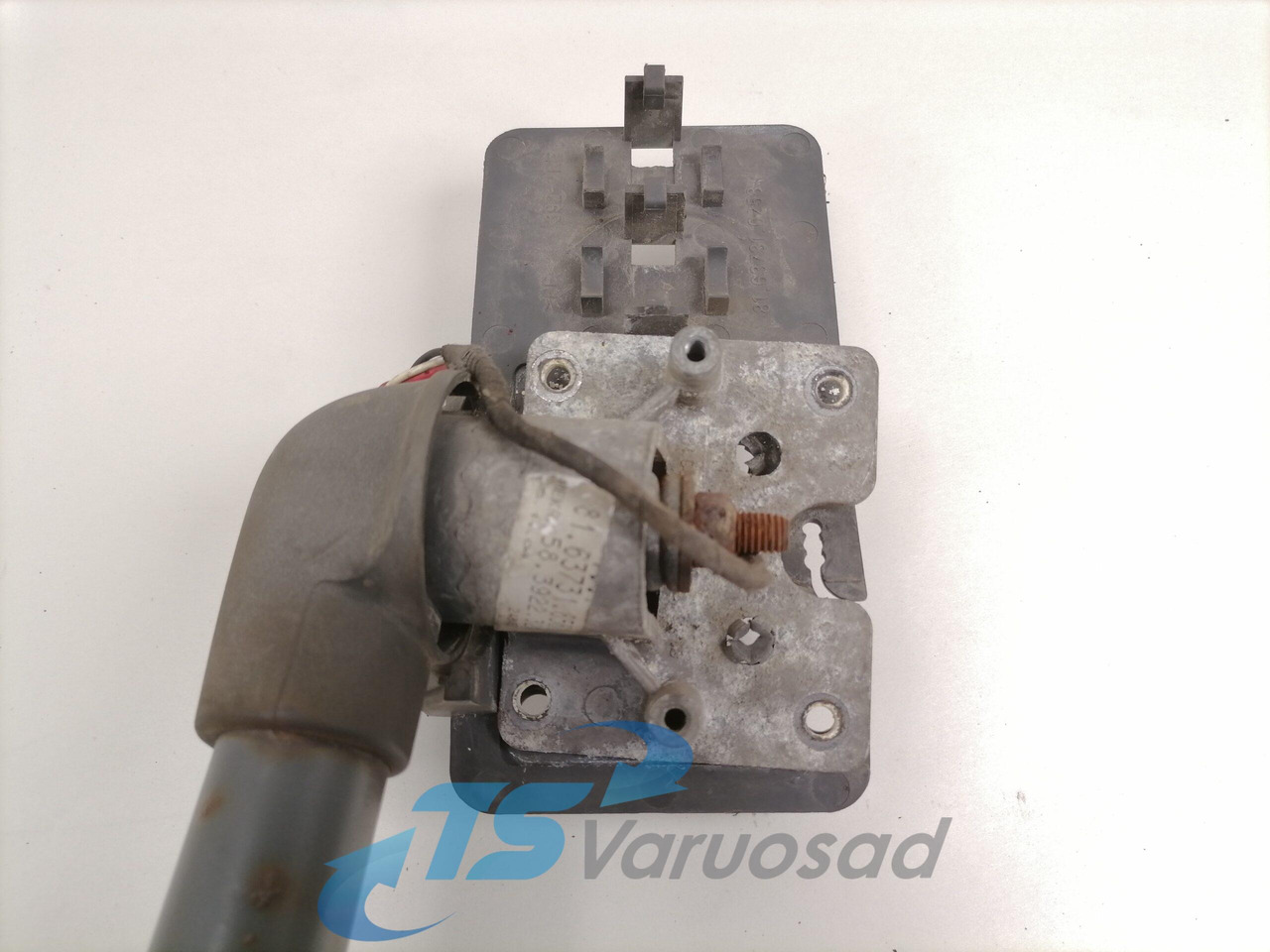 MAN Küljepeegel, parem 81637316560 - Espejo retrovisor para Camión: foto 3 MAN Küljepeegel, parem 81637316560 - Espejo retrovisor para Camión: foto 3