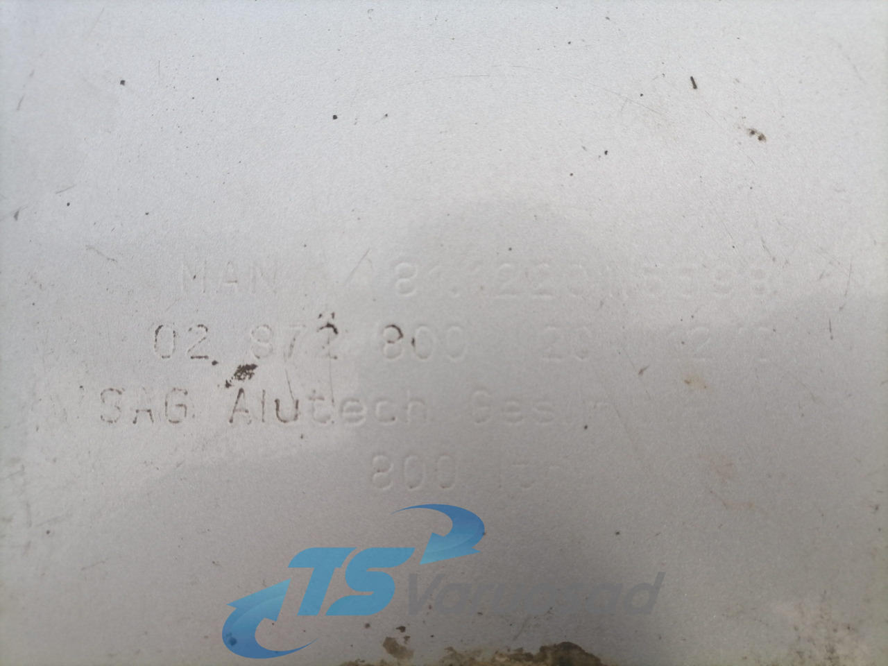 MAN Kütusepaak 800L 81122015598 - Depósito de combustible para Camión: foto 5 MAN Kütusepaak 800L 81122015598 - Depósito de combustible para Camión: foto 5