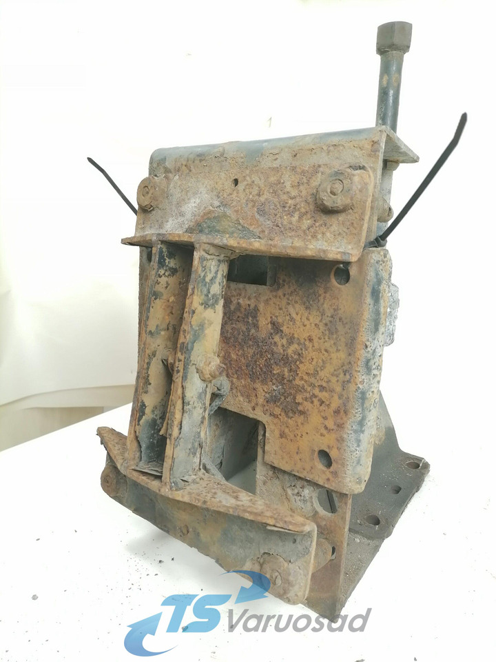 MAN Spare wheel carrier 81424015275 - Pieza universal para Camión: foto 4 MAN Spare wheel carrier 81424015275 - Pieza universal para Camión: foto 4