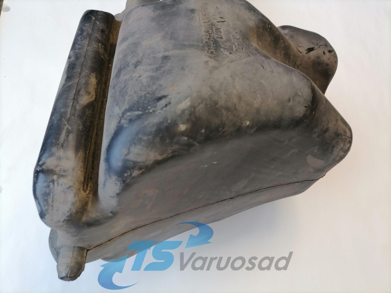 MAN Windscreen washer fluid tank 81264810079 - Limpiaparabrisas para Camión: foto 2 MAN Windscreen washer fluid tank 81264810079 - Limpiaparabrisas para Camión: foto 2