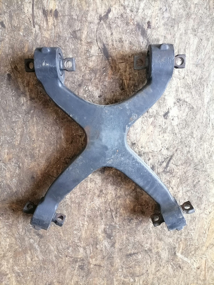 MAN X- rod 81432206327 - Eje y piezas para Camión: foto 3 MAN X- rod 81432206327 - Eje y piezas para Camión: foto 3