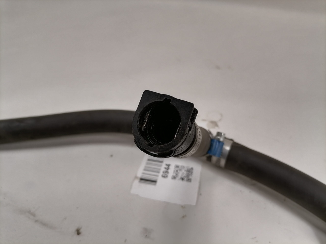 Mercedes-Benz Coolant pipe A4712003652 - Sistema de refrigeración para Camión: foto 3 Mercedes-Benz Coolant pipe A4712003652 - Sistema de refrigeración para Camión: foto 3