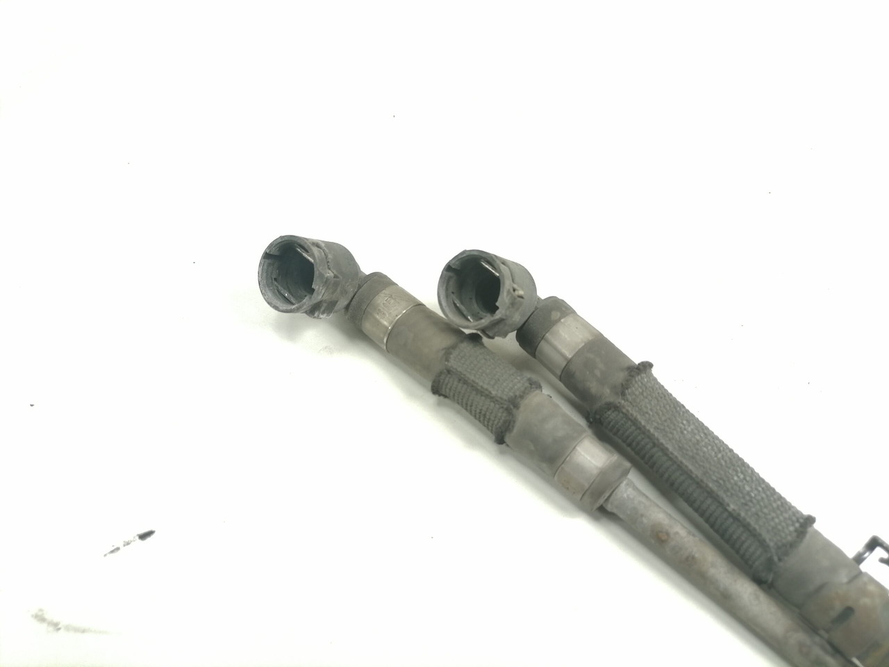 Mercedes-Benz Coolant pipe A9615002724 - Sistema de refrigeración para Camión: foto 2 Mercedes-Benz Coolant pipe A9615002724 - Sistema de refrigeración para Camión: foto 2