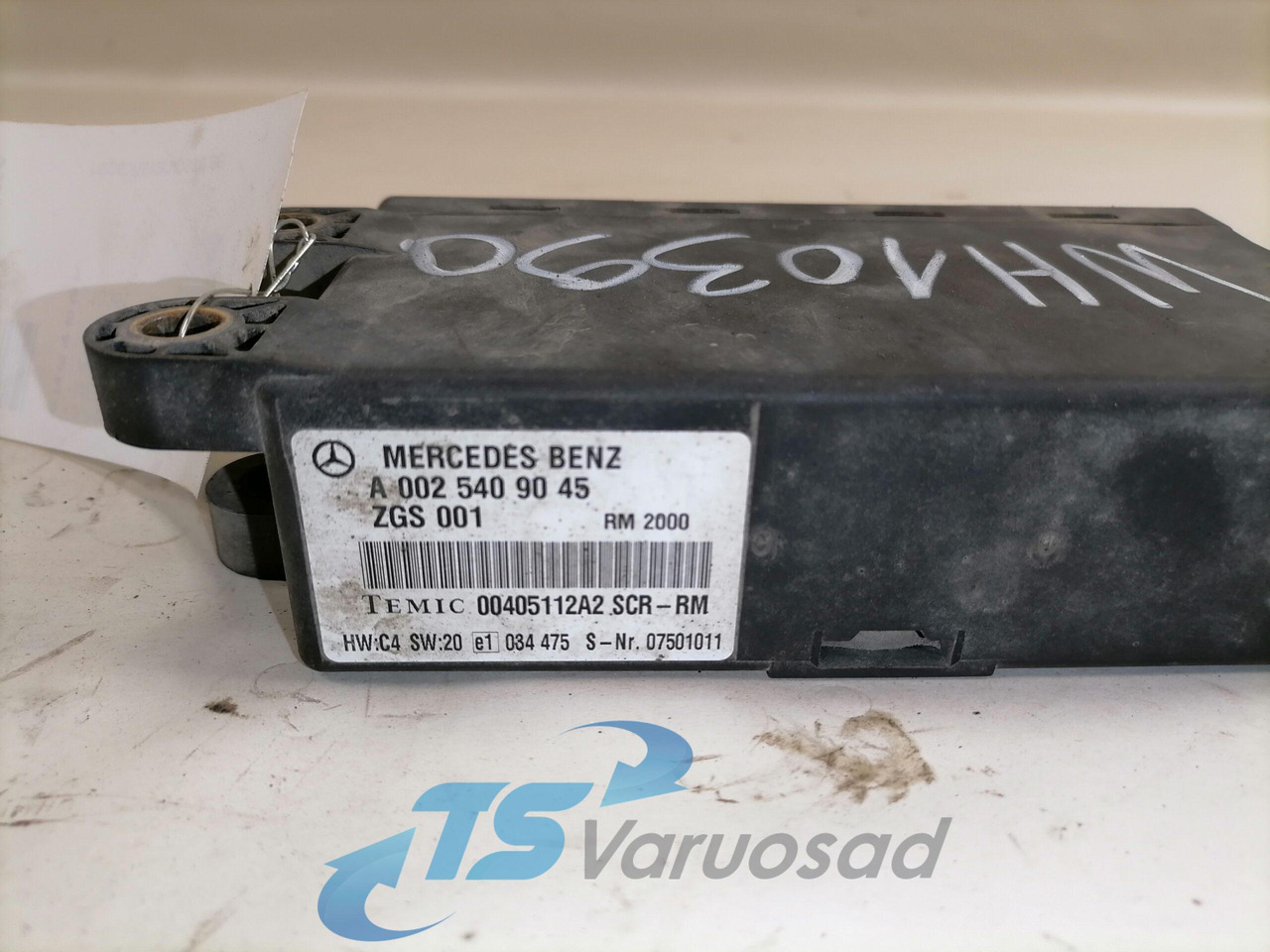 Mercedes-Benz Ecu ADBlue A0025409045 - Pieza universal para Camión: foto 2 Mercedes-Benz Ecu ADBlue A0025409045 - Pieza universal para Camión: foto 2