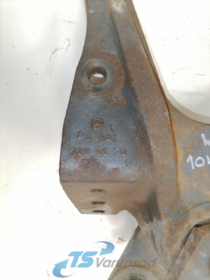 Mercedes-Benz Leaf spring bracket A9413200070 - Suspensión para Camión: foto 3 Mercedes-Benz Leaf spring bracket A9413200070 - Suspensión para Camión: foto 3