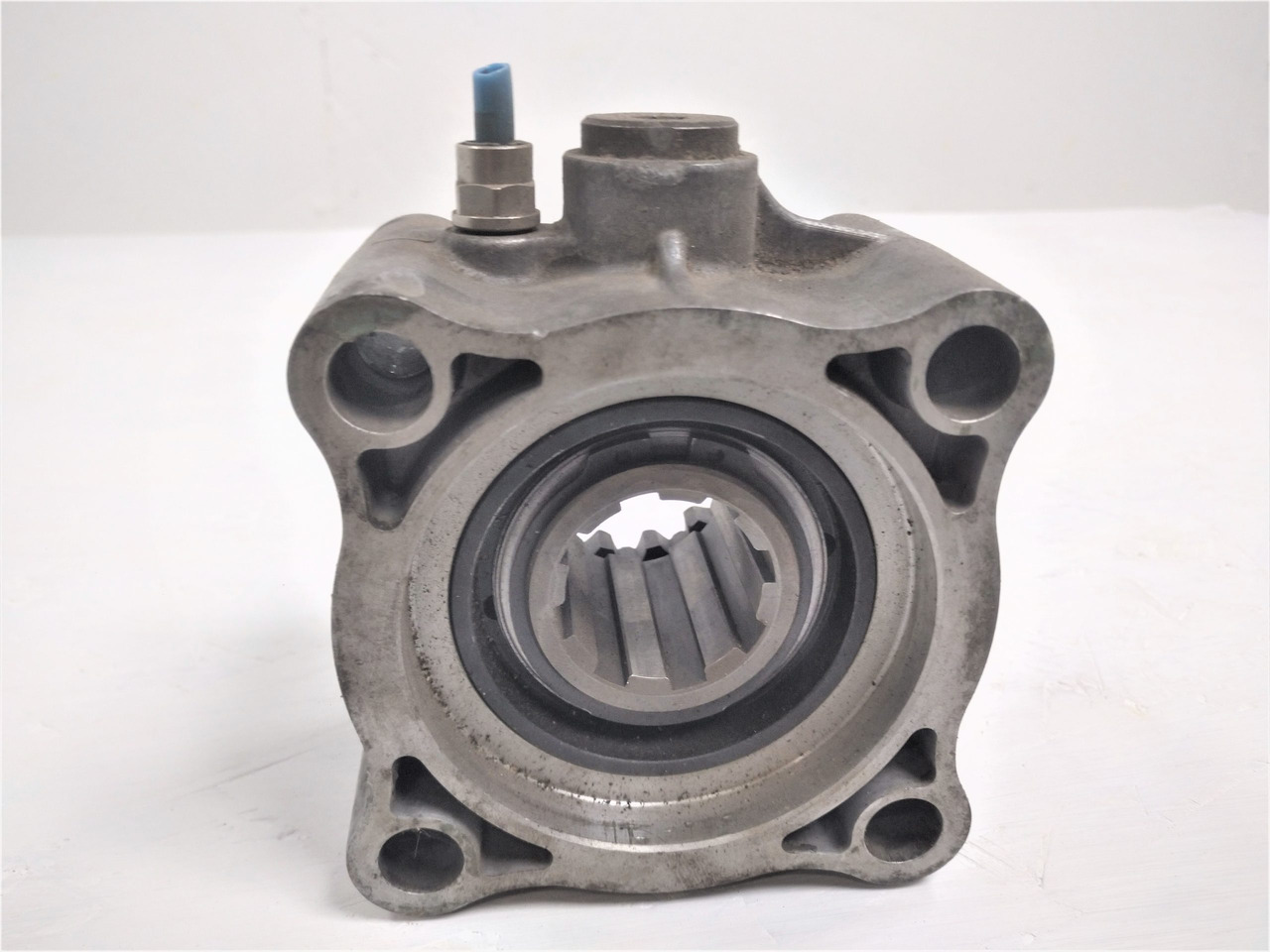 Mercedes-Benz Solenoid valve 0059971236 - Válvula de freno para Camión: foto 2 Mercedes-Benz Solenoid valve 0059971236 - Válvula de freno para Camión: foto 2