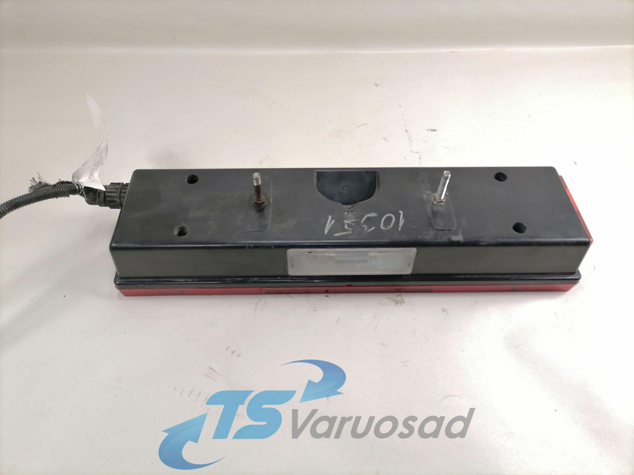 Mercedes-Benz Tagatuli, vasak A0015406270 - Luz/ Iluminación para Camión: foto 2 Mercedes-Benz Tagatuli, vasak A0015406270 - Luz/ Iluminación para Camión: foto 2