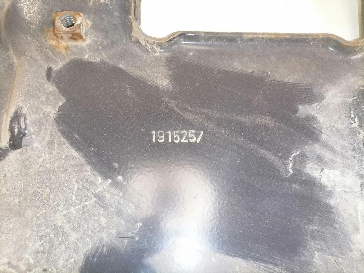 Scania Bumper bracket 1915257 - Parachoques para Camión: foto 3 Scania Bumper bracket 1915257 - Parachoques para Camión: foto 3