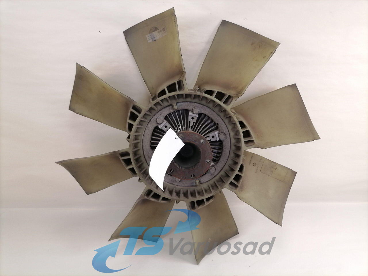 Scania Cooling fan 1412398 - Ventilador para Camión: foto 2 Scania Cooling fan 1412398 - Ventilador para Camión: foto 2
